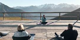 Yoga au sommet