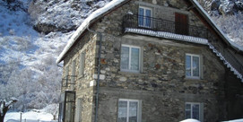 APPARTEMENT DANS MAISON