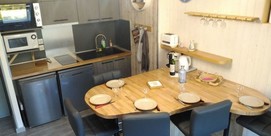 CHEZ MARYLINE 