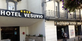 HÔTEL VESUVIO