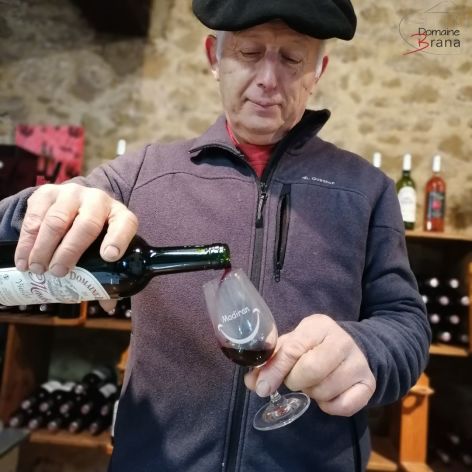 2-Degustation--Domaine-Brana.jpg