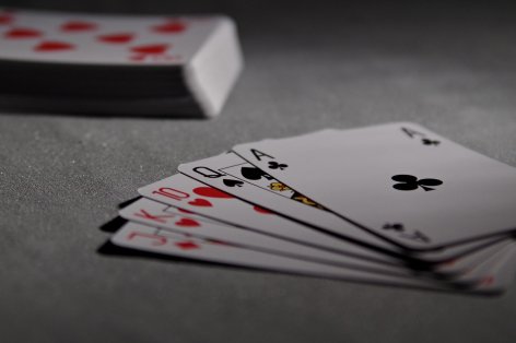 0-playing-cards-1201257-1920.jpg
