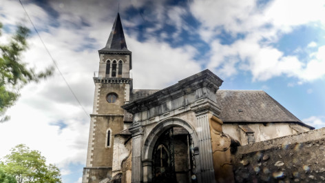 0-Eglise-de-Pouzac.jpg