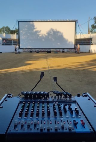 2-Cine-plein-air--Cine-Europe.jpg