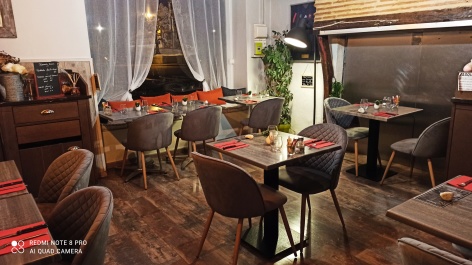 1-Pizzeria-restaurant-Plaisance---La-Parenthese.jpg