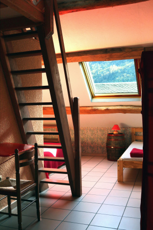 8-chambre11-escapade-gedre-HautesPyrenees.jpg