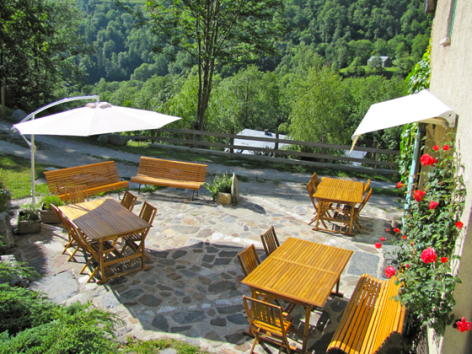 7-terrasse-grangeaubois-viella-HautesPyrenees.jpg