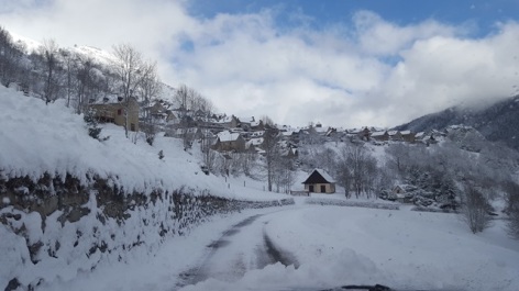 1-Chalet-du-pic-noir-paysage-de-neige-web.jpg