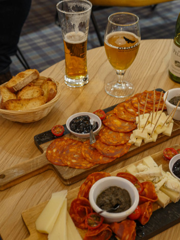 8-Restaurants-6.jpg
