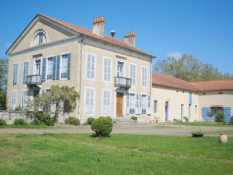 4-Exterieur-chambre-hotes---La-Campagne.jpg