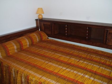 5-chambre2-baapuyoulet-saintsavin-HautesPyrenees.jpg
