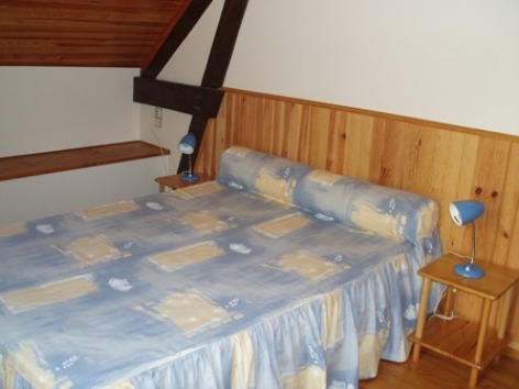 6-chambre3-baapuyoulet-saintsavin-HautesPyrenees.jpg
