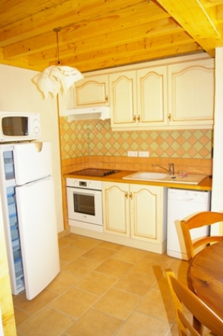 4-cuisine-vigneschaletbergons-ouzous-HautesPyrenees.jpg.JPG