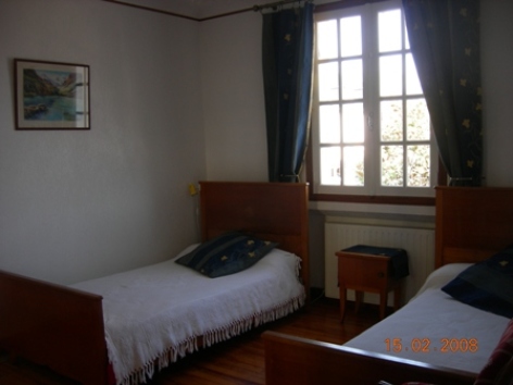 7-chambre3-claverie-saintsavin-HautesPyrenees.jpg.jpg