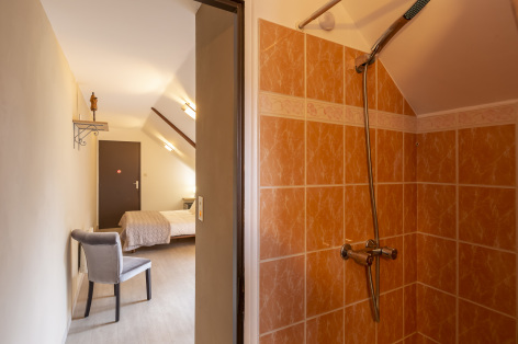 13-Lourdes-Bartres-chambres-d-hotes-La-Ferme-LAURENS--8--2.jpg