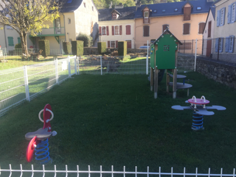 10-airedejeux2-theil-esterre-HautesPyrenees-2.jpg