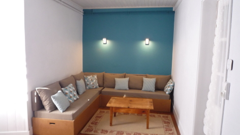 5-7-Coin-salon.JPG