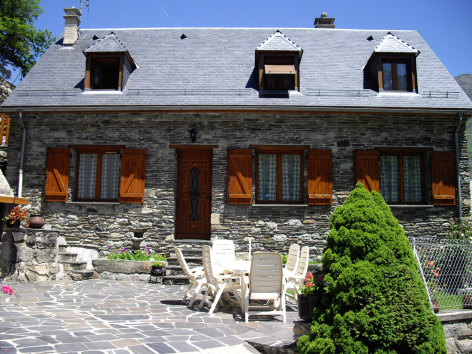 0-maison-castagne-grust-HautesPyrenees.jpg
