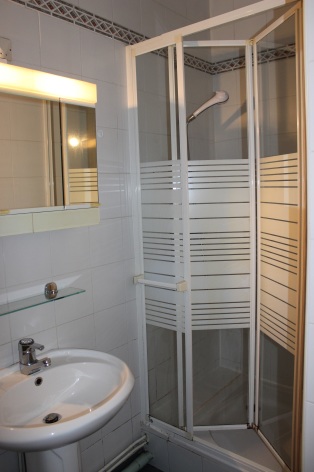 6-Salle-d-eau-5-2.JPG