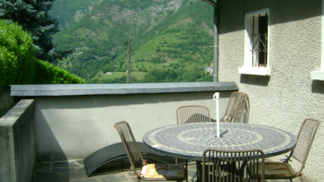 14-terrasse-trescazes-sazos-HautesPyrenees-2.jpg