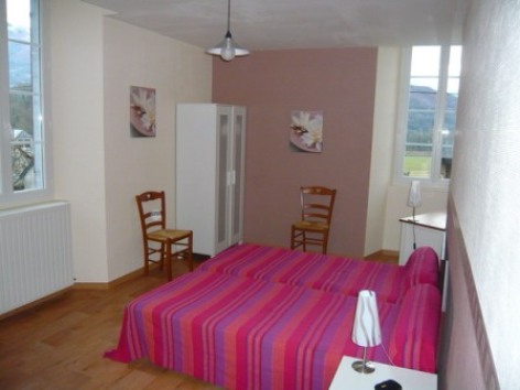 7-chambre4viscos-hemadou-agosvidalos-HautesPyrenees.jpg