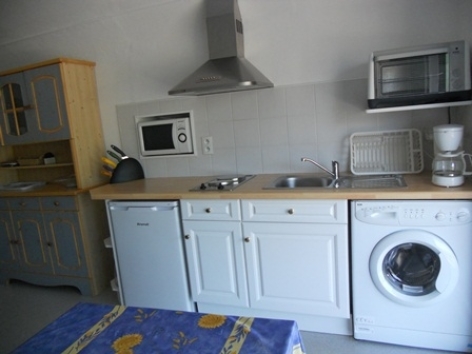 2-cuisine-gueguenespiet2etage-argelesagazost-HautesPyrenees.jpg-2.JPG