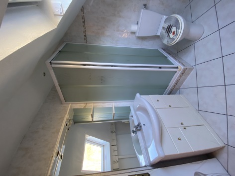 11-Bergons-Salle-de-bain-etage.jpg