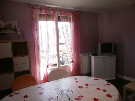 2-LOURDES-LOCATION-NOGUEZ-J--1-.jpg