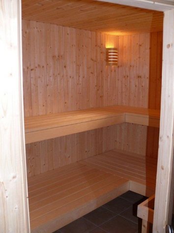 5-Sauna-4.jpg