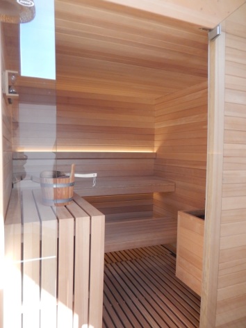 17-sauna-2-2.JPG