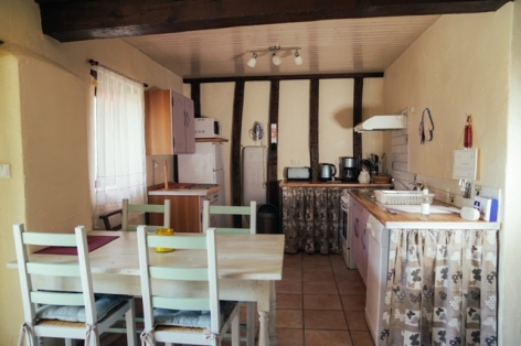 6-kitchen-and-dining-open-plan-web.jpg