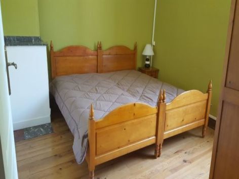 16-Chambre-2-232b006b303a44fdaaa2b0d6cf8adebb.jpg