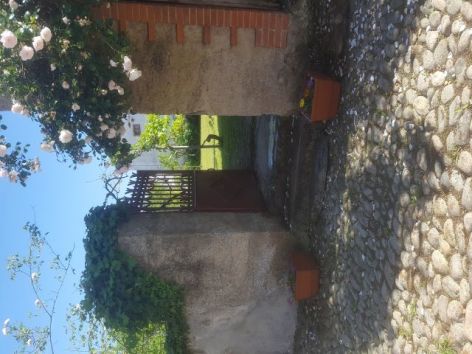 24-Entree-jardin-024d07ee3faf47dfa675d40288c14da5.jpg