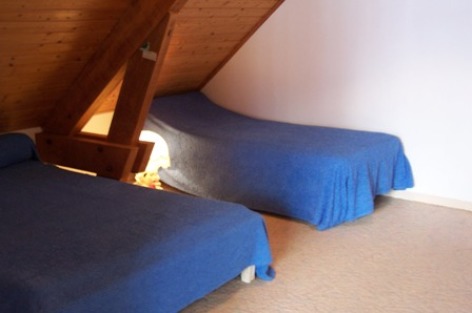 7-chambre2-laqueyrie-artalenssouin-HautesPyrenees.jpg