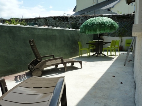 6-terrasse-simmons-ayrosarbouix-HautesPyrenees.jpg