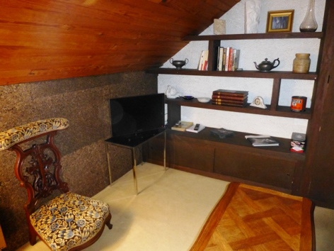 9-Coin-TV-7.JPG