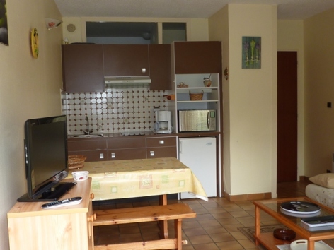 5-PIECE-A-VIVRE-KITCH-WEB-2.jpg