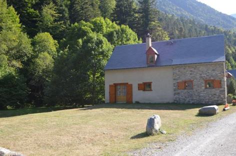 1-Le-chalet-de-Mahe-Prat-2.jpg