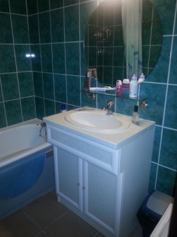 9-MDG-II-1-salle-de-bain-verte.jpg