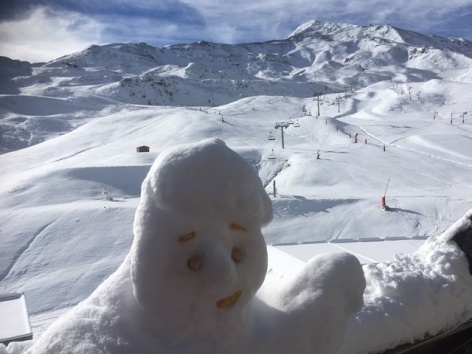 22-Bonhomme-de-neige-sur-1-balcon-Agnes-C.jpg