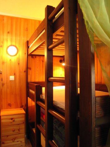 4-chambre-3-lit-48jtj-1-.jpg
