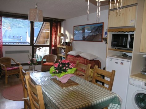 4-FOURNIE-AURETTE-A-CUISINE2.JPG