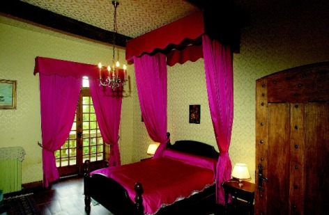 3-HPCH23---Manoir-de-la-grange---Chambre-de-sanctis.jpg