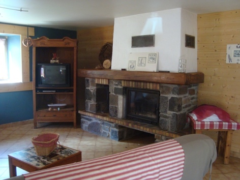 2-Coin-cheminee-maison-Dominique.jpg