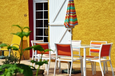 3-HPG134---Gite-l-Olivier----terrasse.jpg