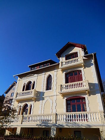 15-HPCH103-Villa-Orante-facade.JPG