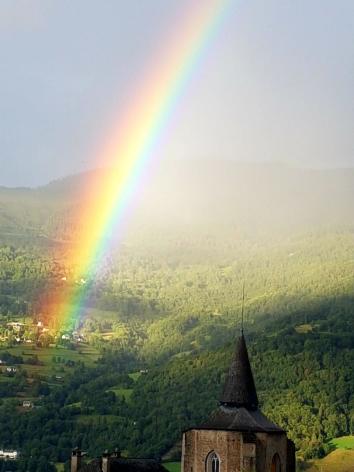 16-ATGV13--Vu-du-gite--Arc-en-ciel-sur-le-Hautacam-un-soir-d-ete-apres-l-orage.jpg