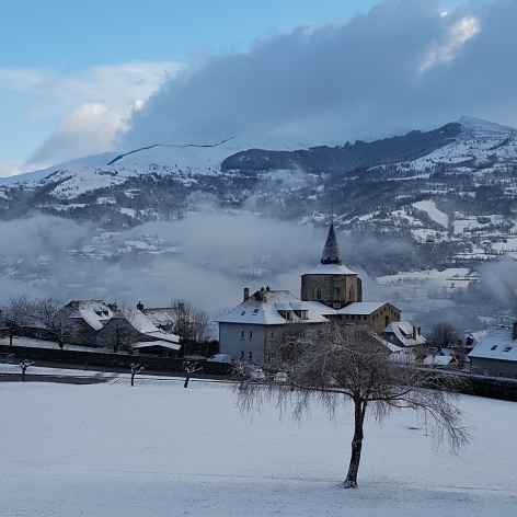 22-ATGV19--Vue-du-village-de-la-terrasse-un-jour-de-neige.jpg