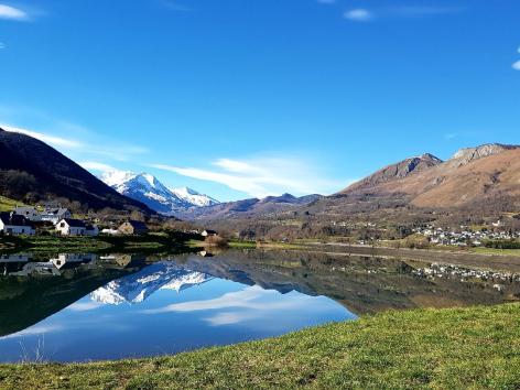 23-ATGV20--Le-lac-d-Arcizans-Avant--20mn-a-pied-du-gite.jpg