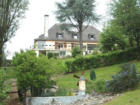 14-LOURDES-CHAMBRE-D-HOTES-LA-DEMEURE-AUX-PINS--5---1-.jpg